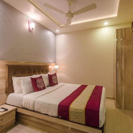Hygienic Hotel Liberty Plaza Mumbai Exterior foto