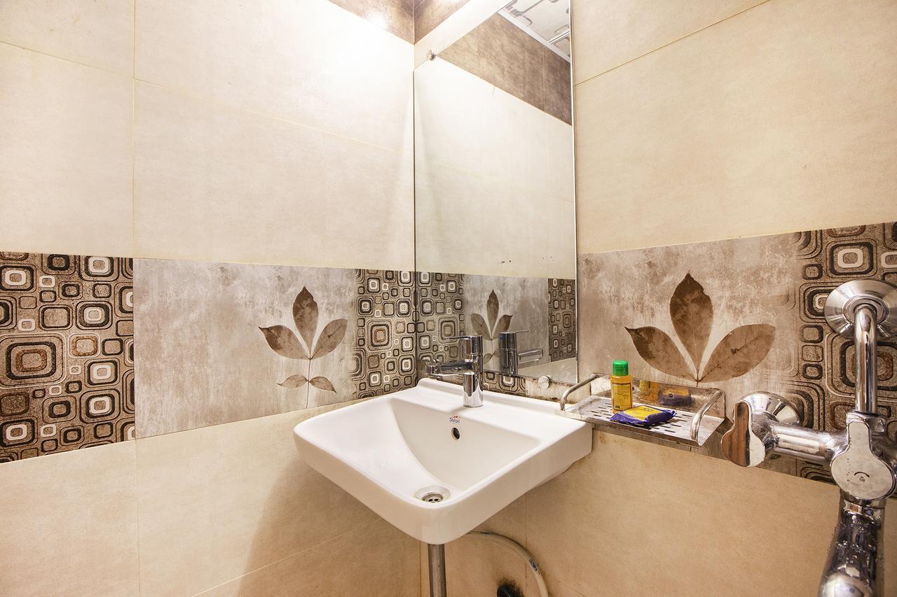 Hygienic Hotel Liberty Plaza Mumbai Exterior foto