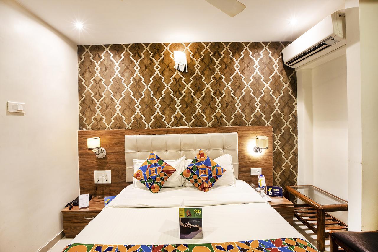 Hygienic Hotel Liberty Plaza Mumbai Exterior foto