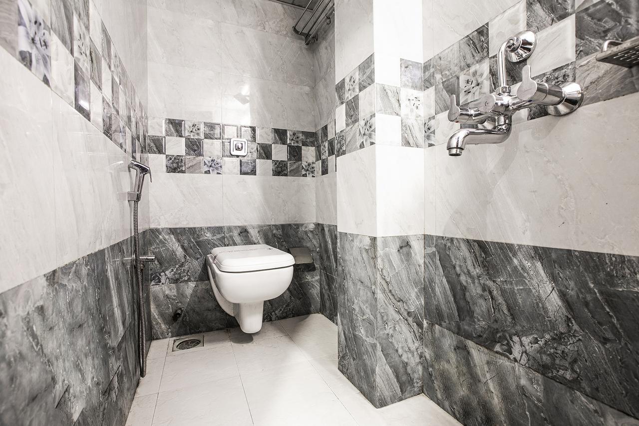 Hygienic Hotel Liberty Plaza Mumbai Exterior foto