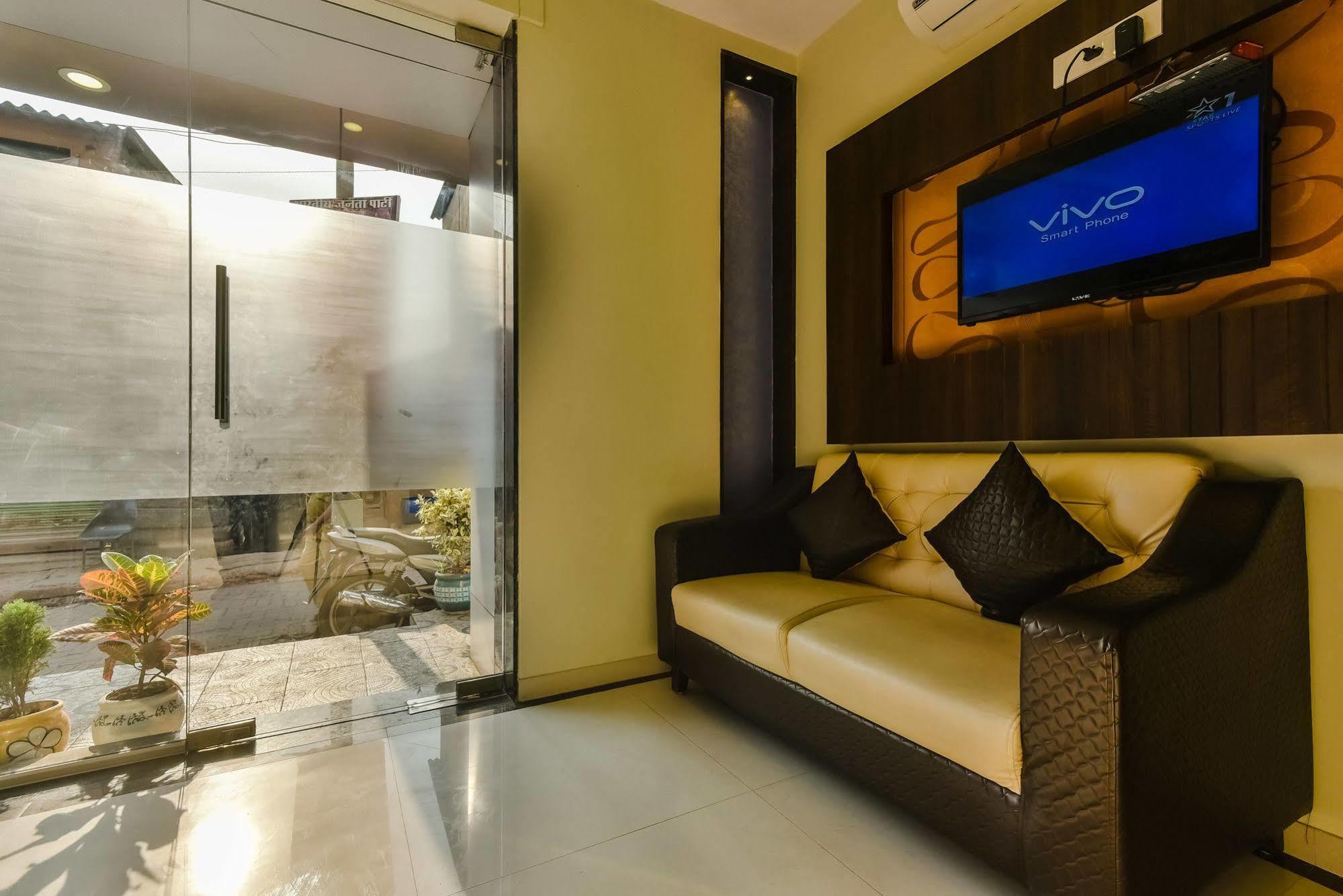 Hygienic Hotel Liberty Plaza Mumbai Exterior foto